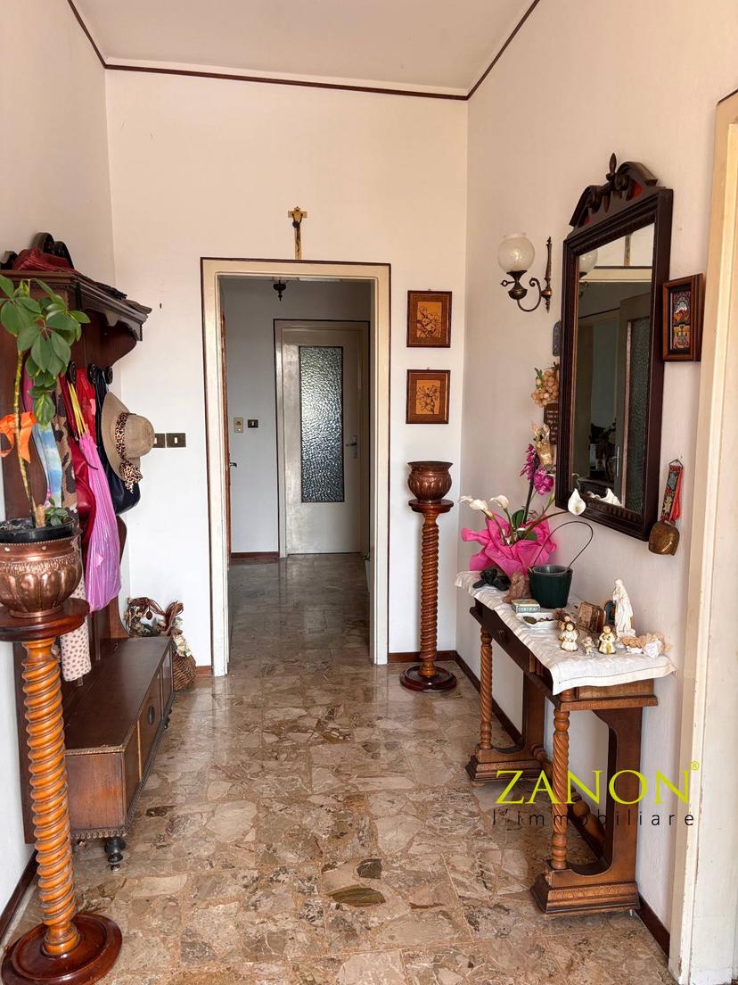 Casa indipendente in Via Treffen 4, Capriva del Friuli — foto 2 di 5