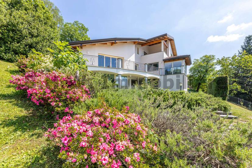 Villa unifamiliare, Bedero Valcuvia