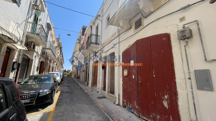 Bilocale in Via Lecce 101, Mola di Bari — foto 2 di 5