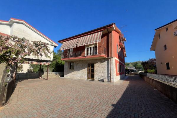 Villa in Viale Italia, Canelli — foto 3 di 5