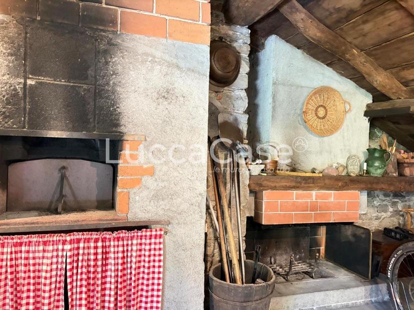 Casa indipendente, Castelnuovo di Garfagnana