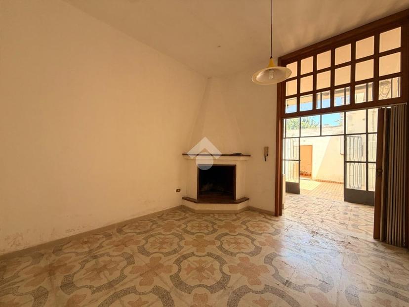 Casa indipendente in Via Maddalo 21, Campi Salentina — foto 3 di 5