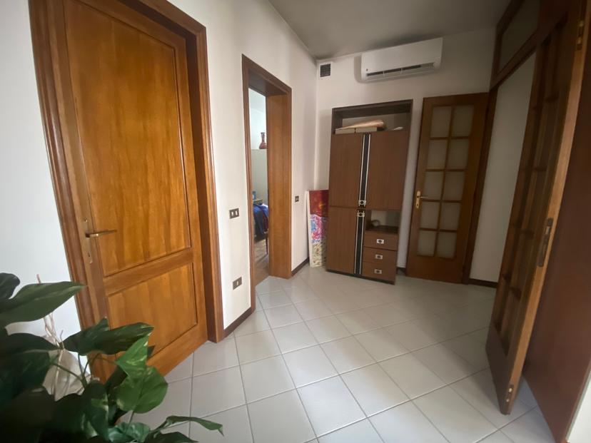 Villa bifamiliare in Via Ca Mignola Vecchia Snc, Badia Polesine — foto 2 di 5