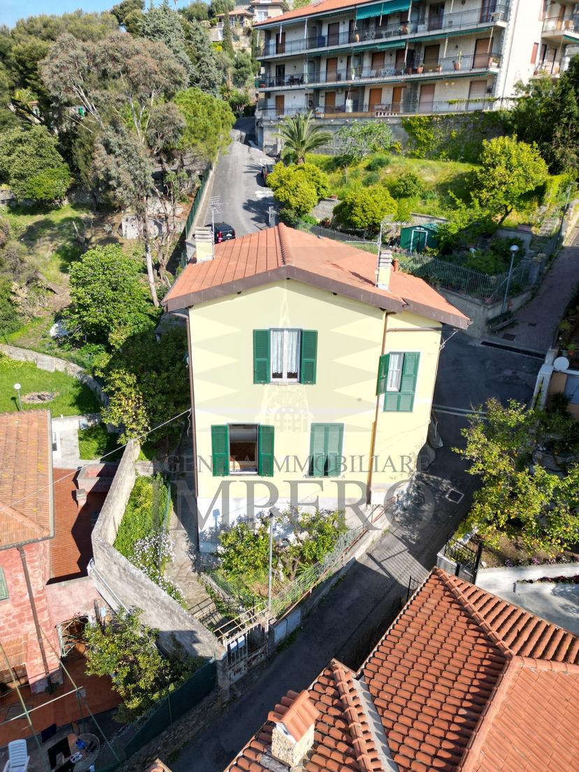 Villa a schiera in Via Poggio Ponente 5, Vallecrosia — foto 3 di 5