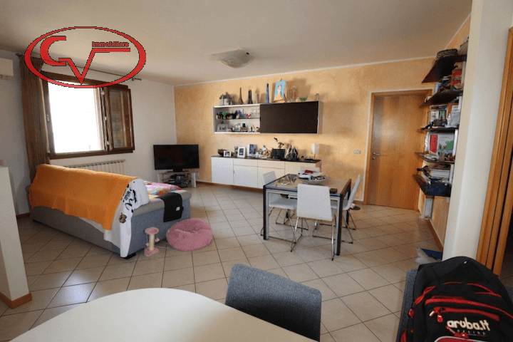 Villa a schiera in Via Nino Bixio, Bucine — foto 2 di 5
