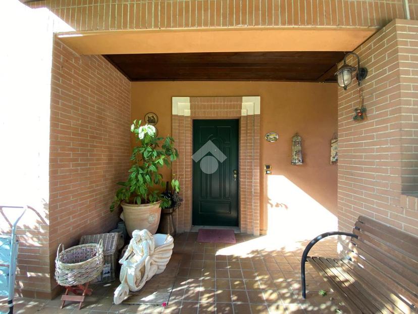 Villa in Via Carlo De Paulis 10, L'Aquila — foto 5 di 5
