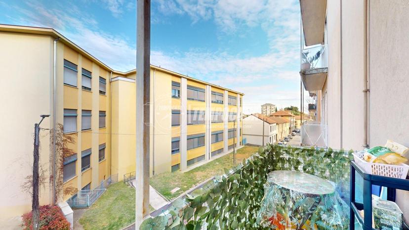 Bilocale in Via G. Donizetti 25, Carate Brianza