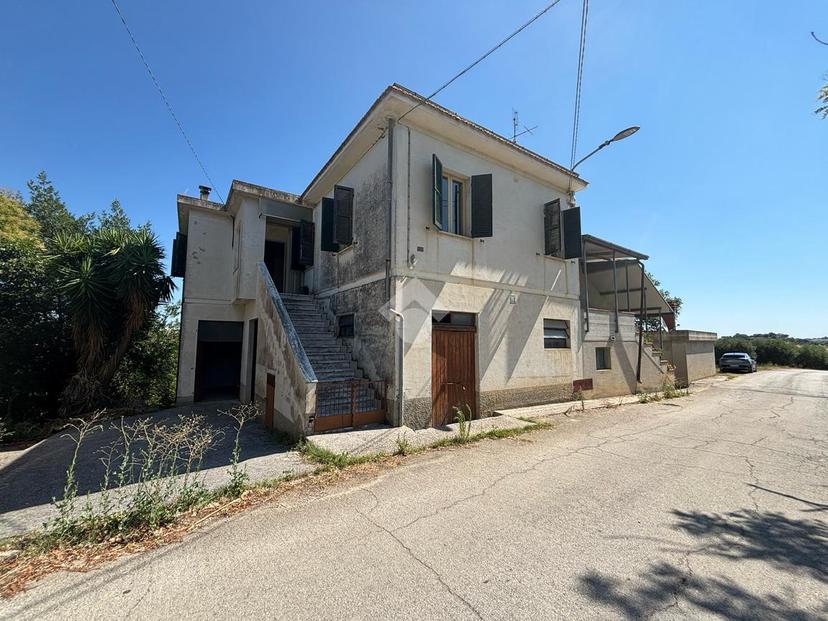 Casa indipendente in Contrada Artemisio 32, Cellino Attanasio