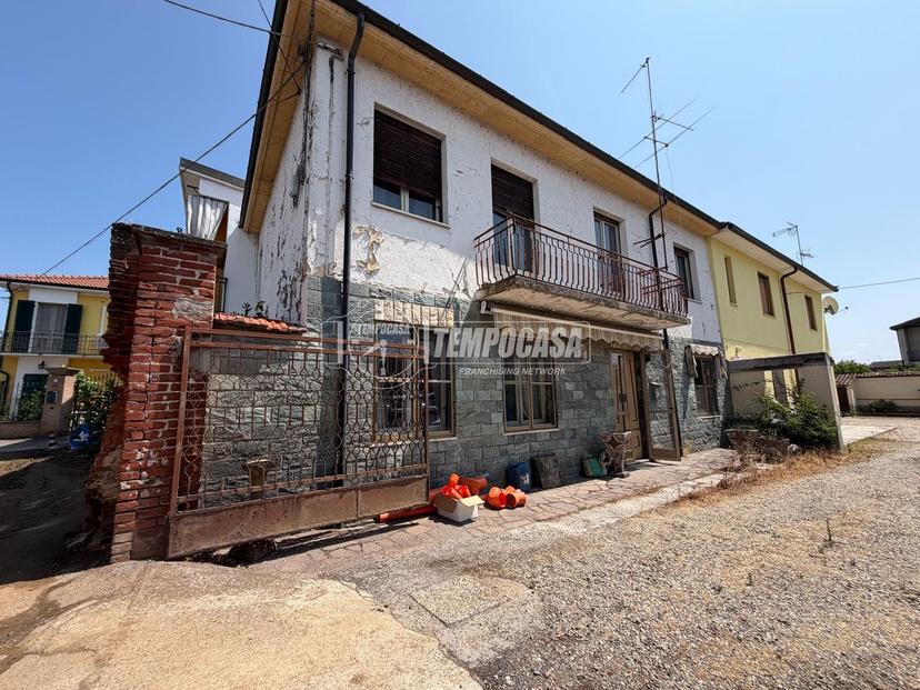 Casa indipendente, Lomello — foto 3 di 5