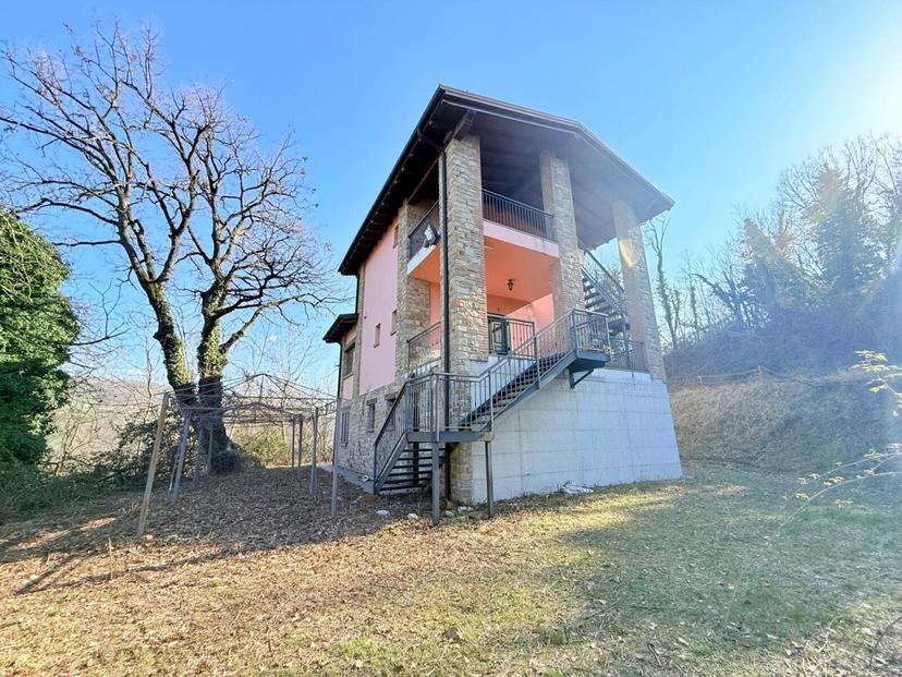Villa unifamiliare in Muraglione di Baiso, Baiso — foto 5 di 5
