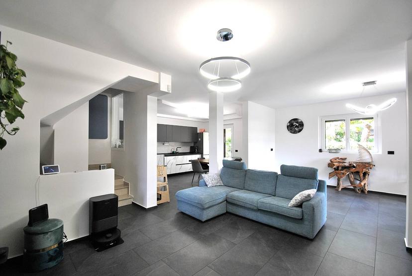 Villa in Via Fermi 2, Vimercate