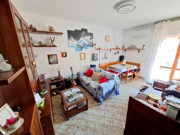 Quadrilocale, Moconesi