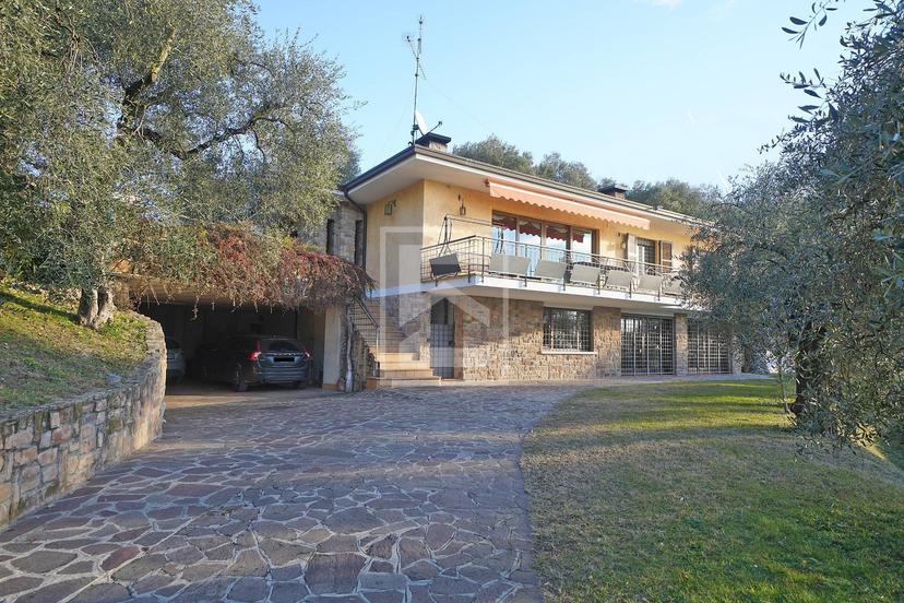 Villa in Via Belvedere, Gardone Riviera — foto 2 di 5