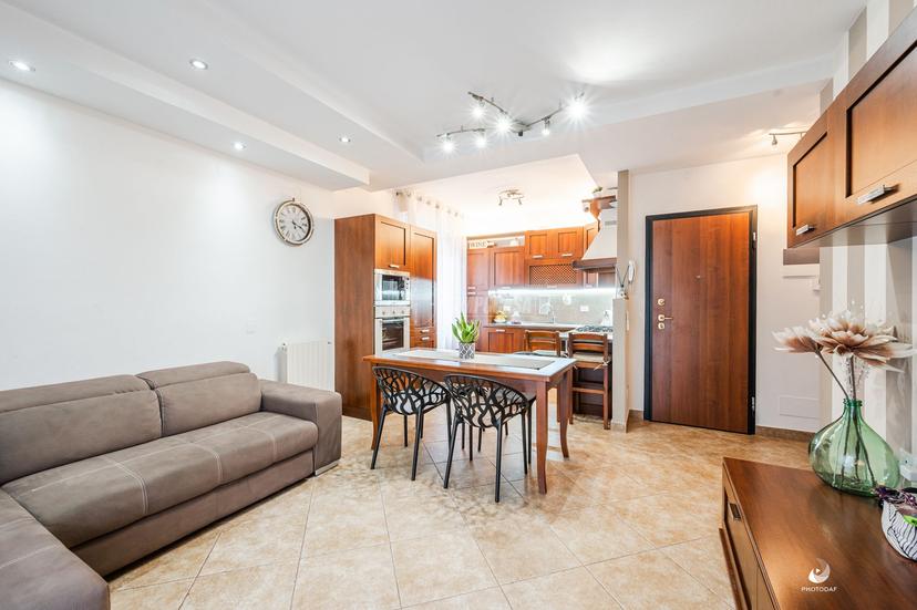 Trilocale in Via Oberdan 111, Castelfranco Emilia — foto 3 di 5