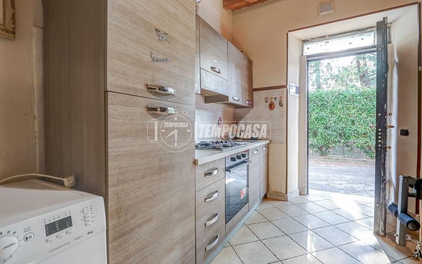Bilocale in Via Varese, Varano Borghi — foto 5 di 5