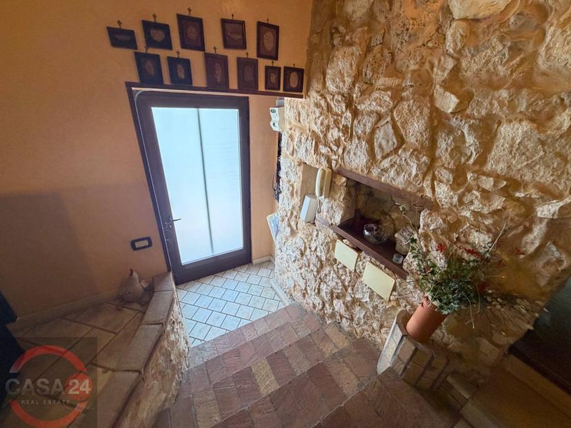Villa in Via Nuova, Sezze — foto 3 di 5