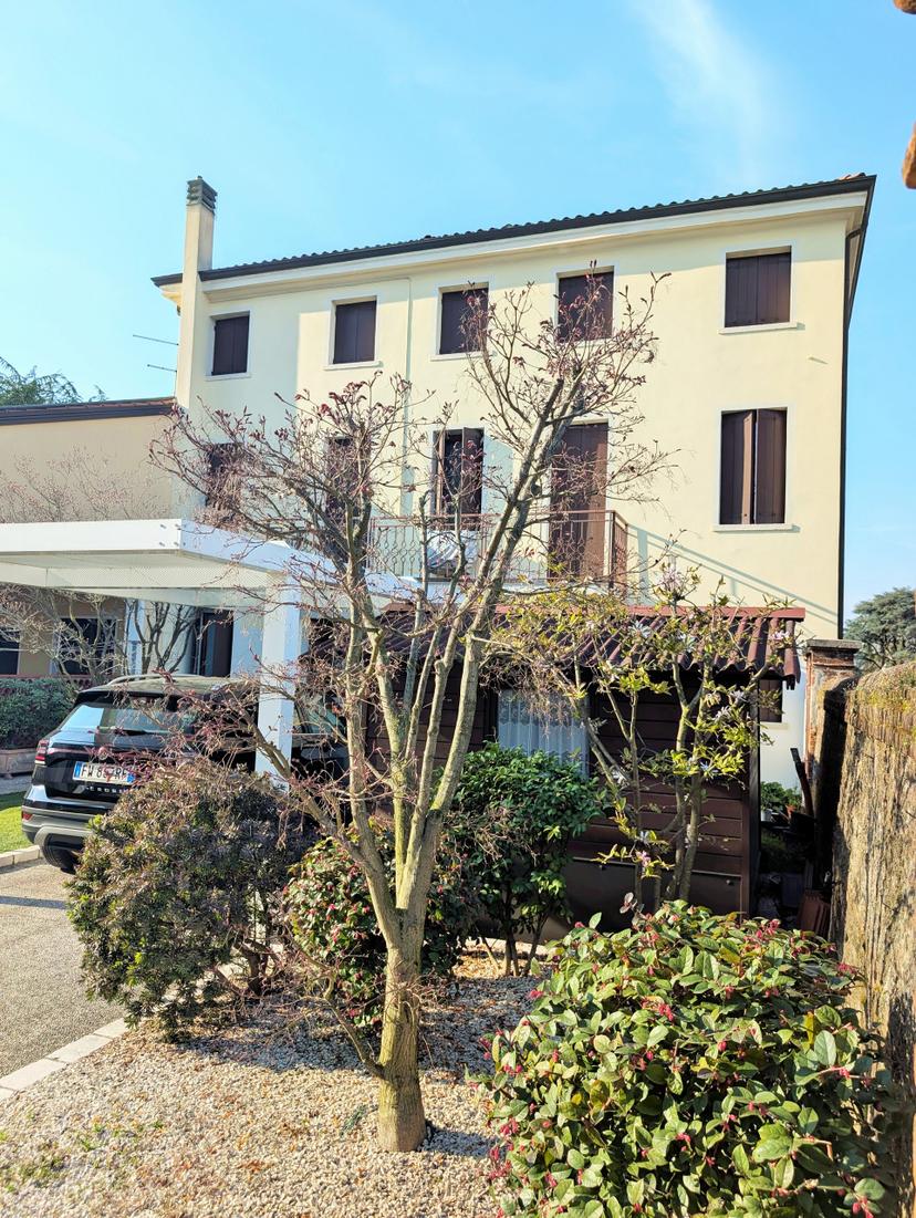 Villa a schiera in Via San Pio X 34/a, Castelfranco Veneto — foto 2 di 5