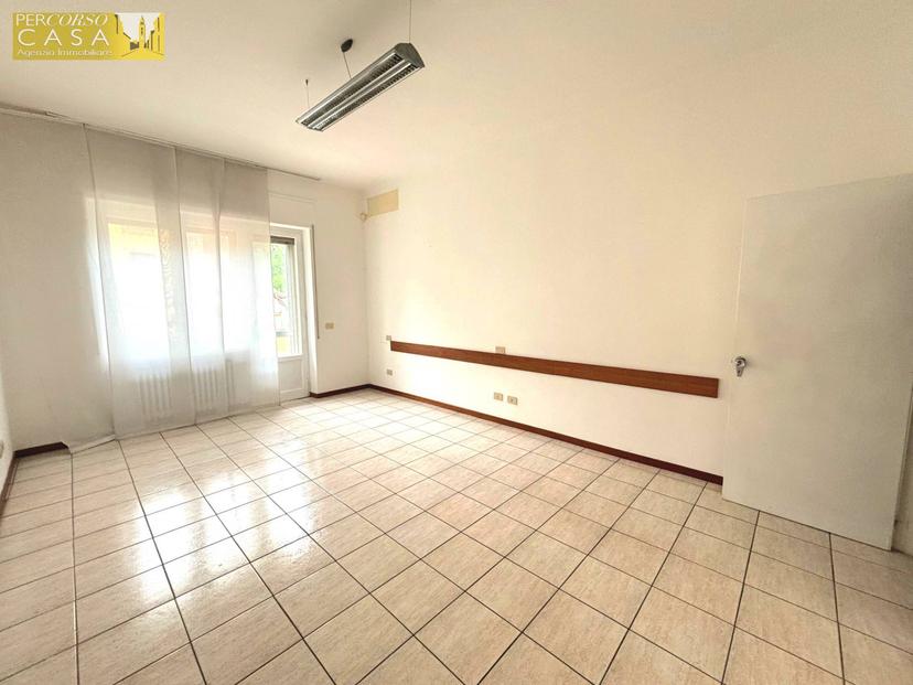Quadrilocale in Via Gramsci, Montorio al Vomano — foto 2 di 5