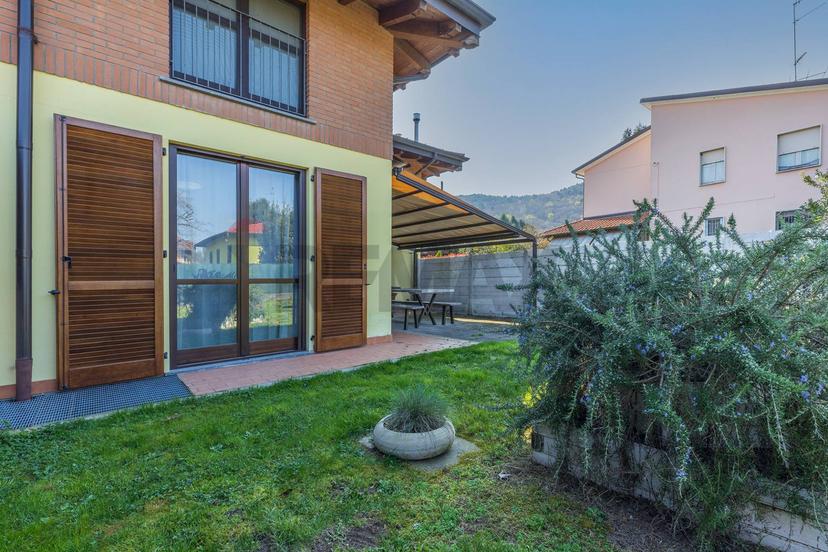 Villa a schiera in Via Sotto Campagna 75, Comabbio — foto 5 di 5