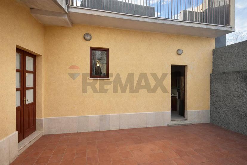 Casa indipendente in Via delle Zagare, Giarre — foto 2 di 5
