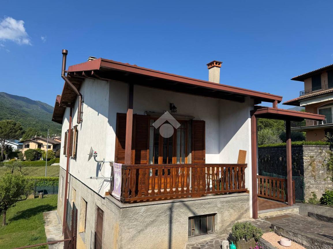 Casa indipendente in Via Campear 8, Solto Collina