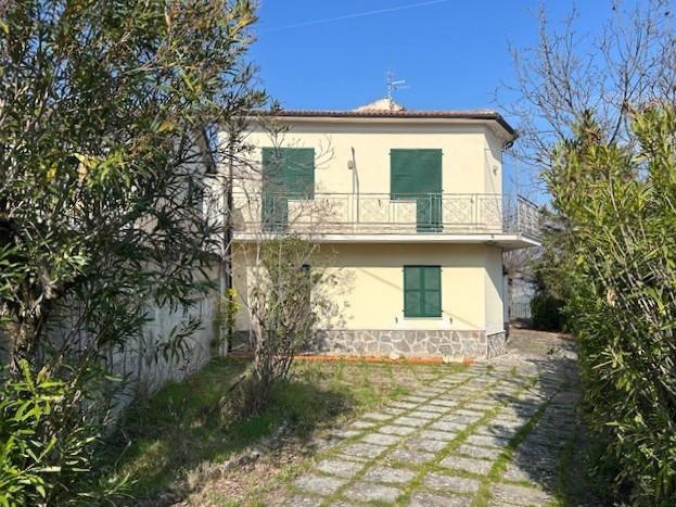 Casa indipendente in Contrada Tofoli 18, Cugnoli — foto 5 di 5