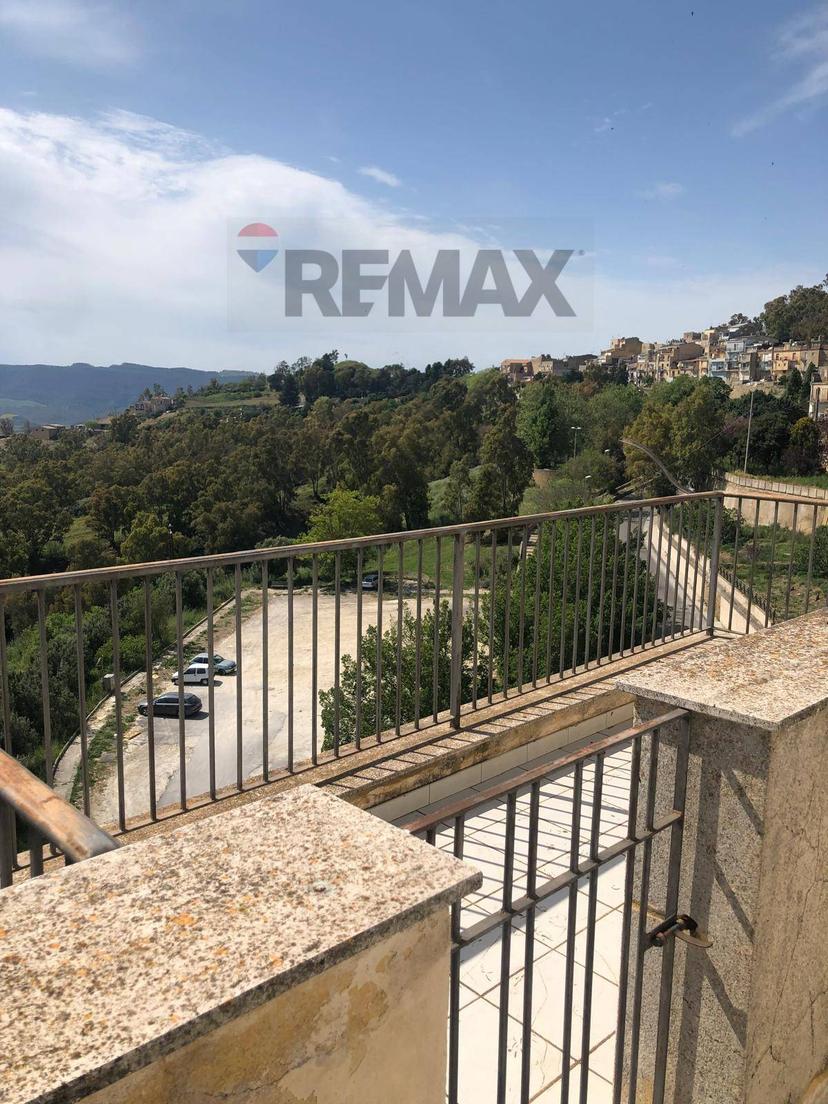 Casa indipendente in Via Duca degli Abruzzi 5, Caltagirone — foto 5 di 5