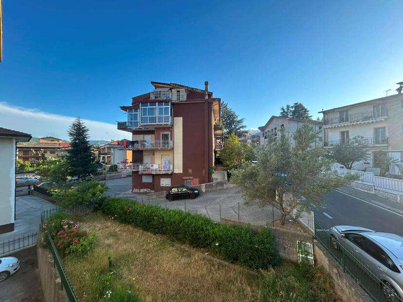 Trilocale in Viale della Resistenza 135, Castrolibero