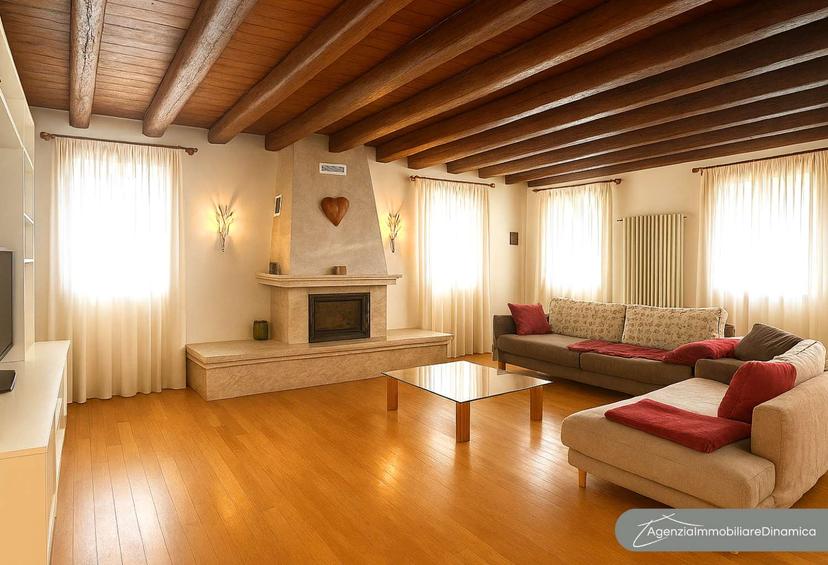 Villa bifamiliare in Via Bolda, Santa Lucia di Piave — foto 3 di 5