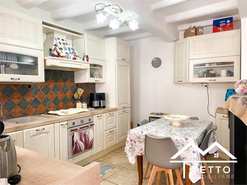 Casa indipendente in Via degli Orti 4, Forano — foto 3 di 5