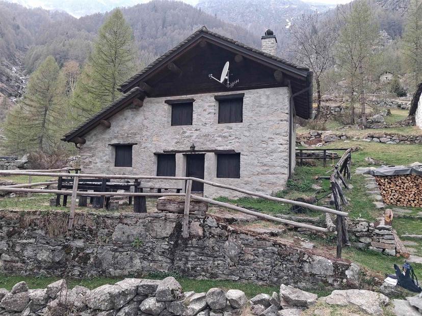 Rustico in Valle del Drogo, San Giacomo Filippo — foto 3 di 5
