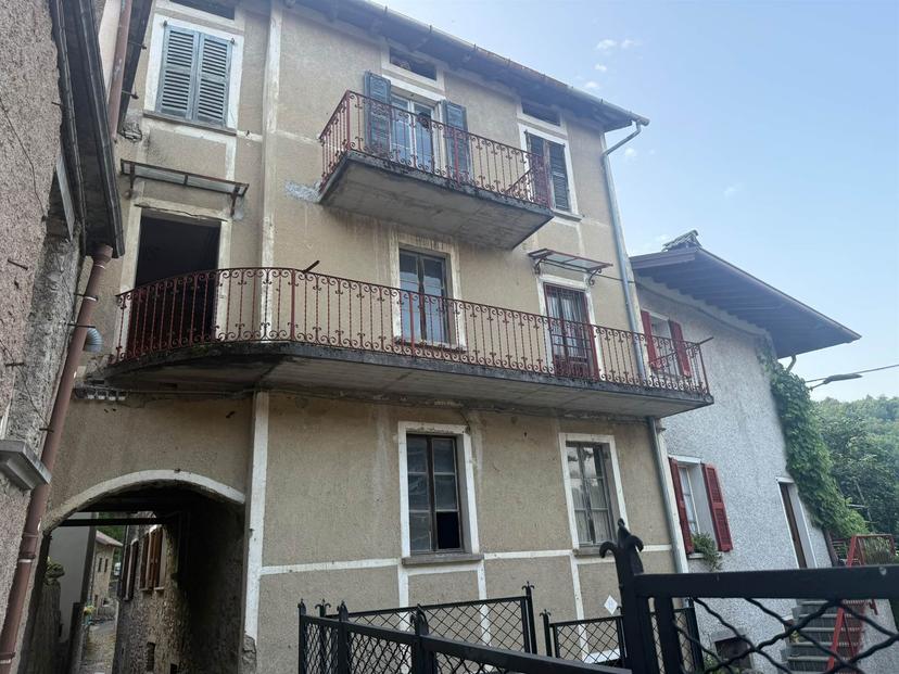 Casa indipendente in Via del Noce, Perledo — foto 2 di 5