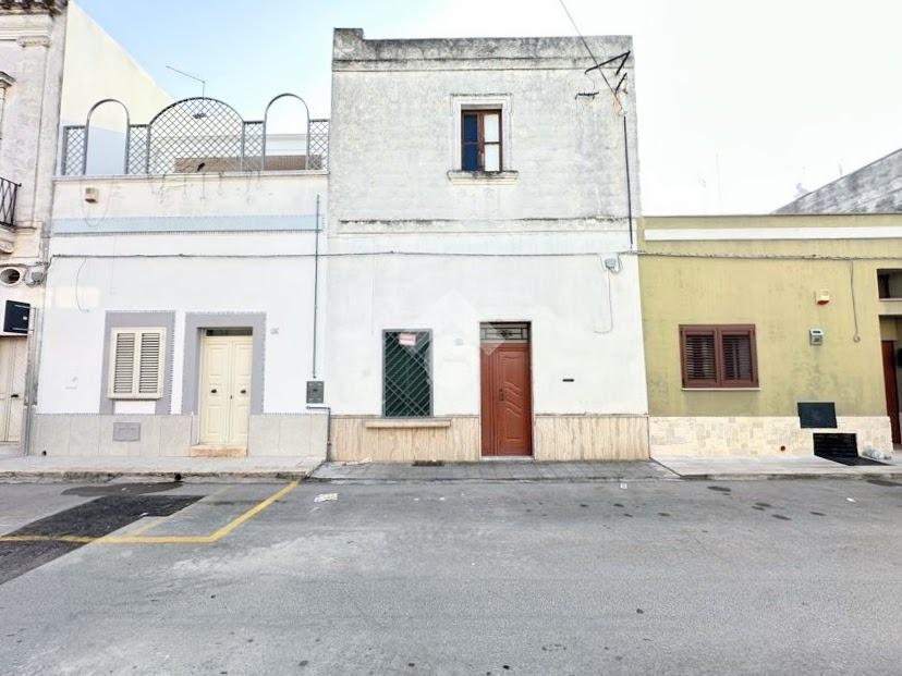 Casa indipendente in Via Poerio Carlo 22, Sava