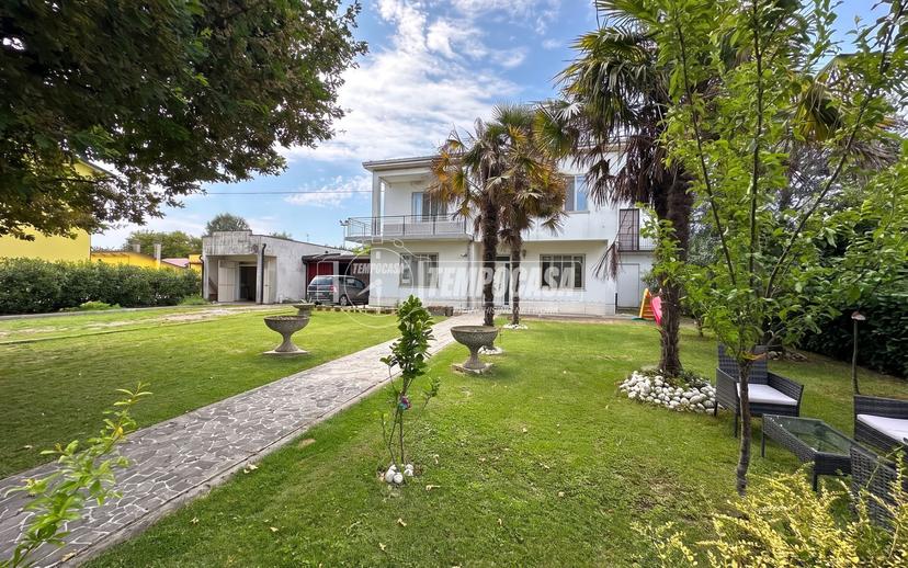 Casa indipendente in Via Chiesa, Alberone 75, Cento — foto 4 di 5