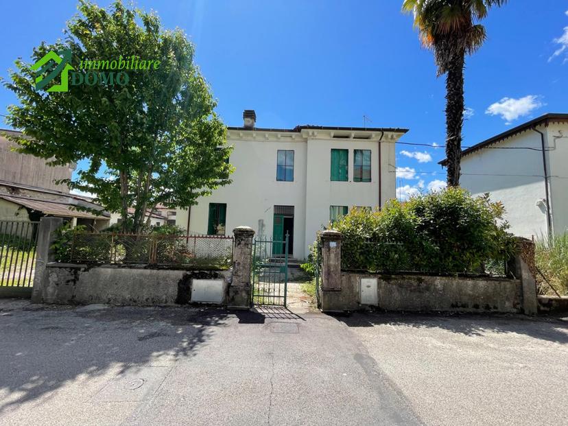 Casa indipendente in Via Dante Alighieri 11, Schio — foto 4 di 5