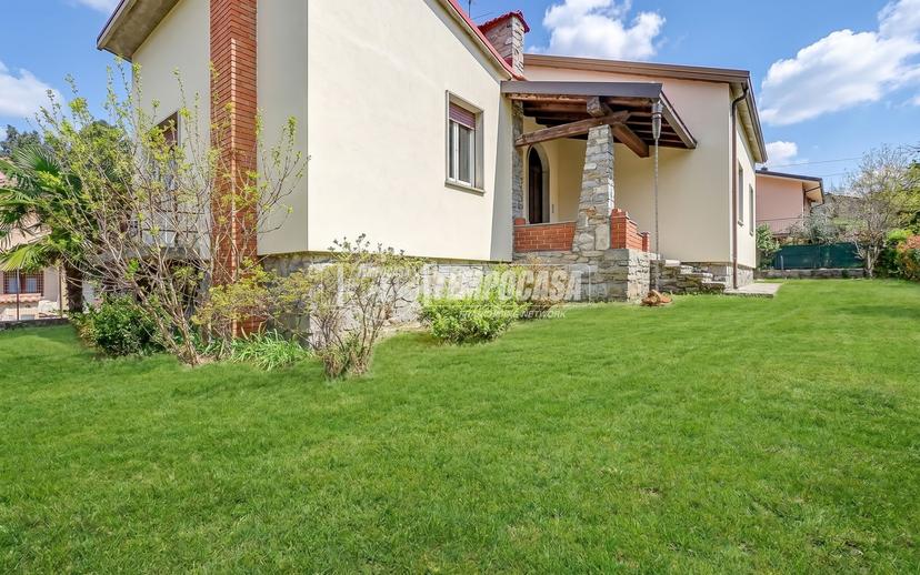 Villa in Via Monte Ameno, Somma Lombardo — foto 5 di 5