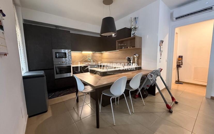 Trilocale in Via Emilia 37, Villa Cortese — foto 2 di 5