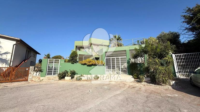 Villa in Via Andromeda, Alcamo