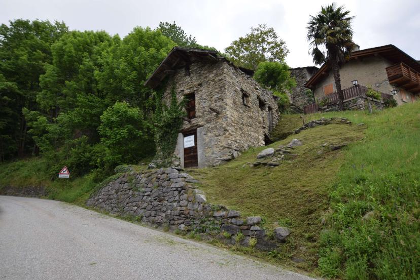 Rustico in Via Motto, Gordona — foto 4 di 5