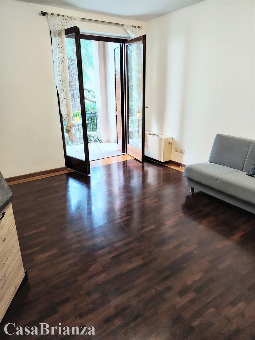 Trilocale in Via Santa Maria delle Selve, Biassono — foto 3 di 5