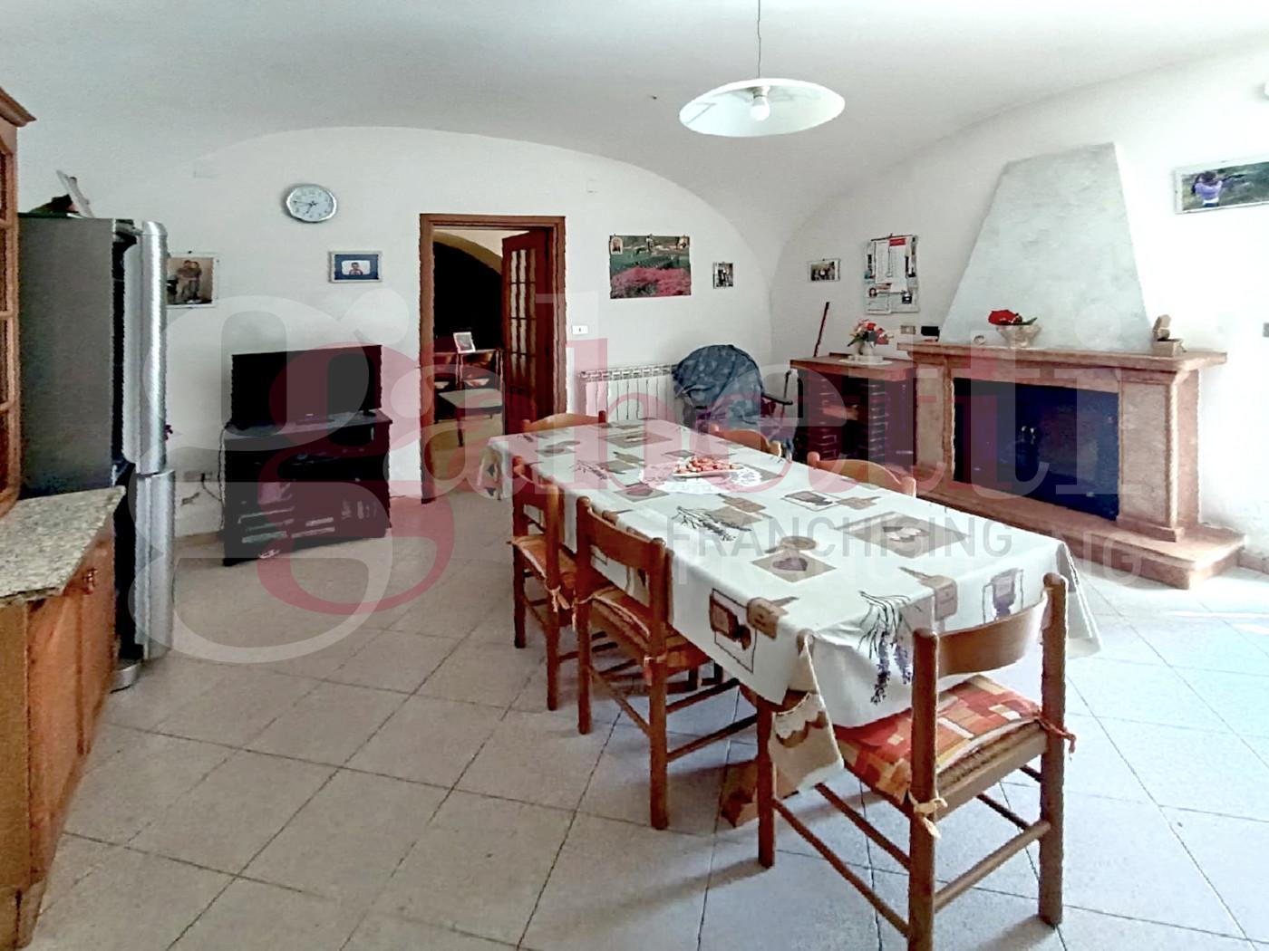Villa in Via Truono 34, Telese Terme