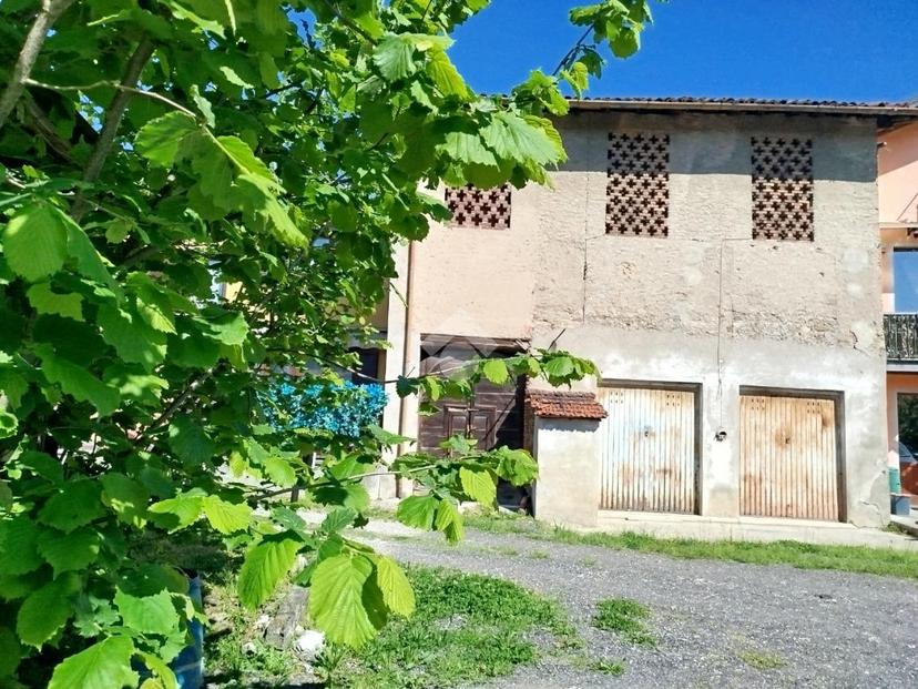 Rustico in Via Pecco Renzo, Como — foto 3 di 4