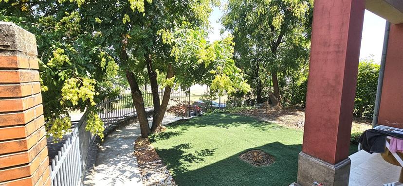 Villa plurifamiliare in Via Martiri della Libertà 14, Castelvetro Piacentino — foto 5 di 5