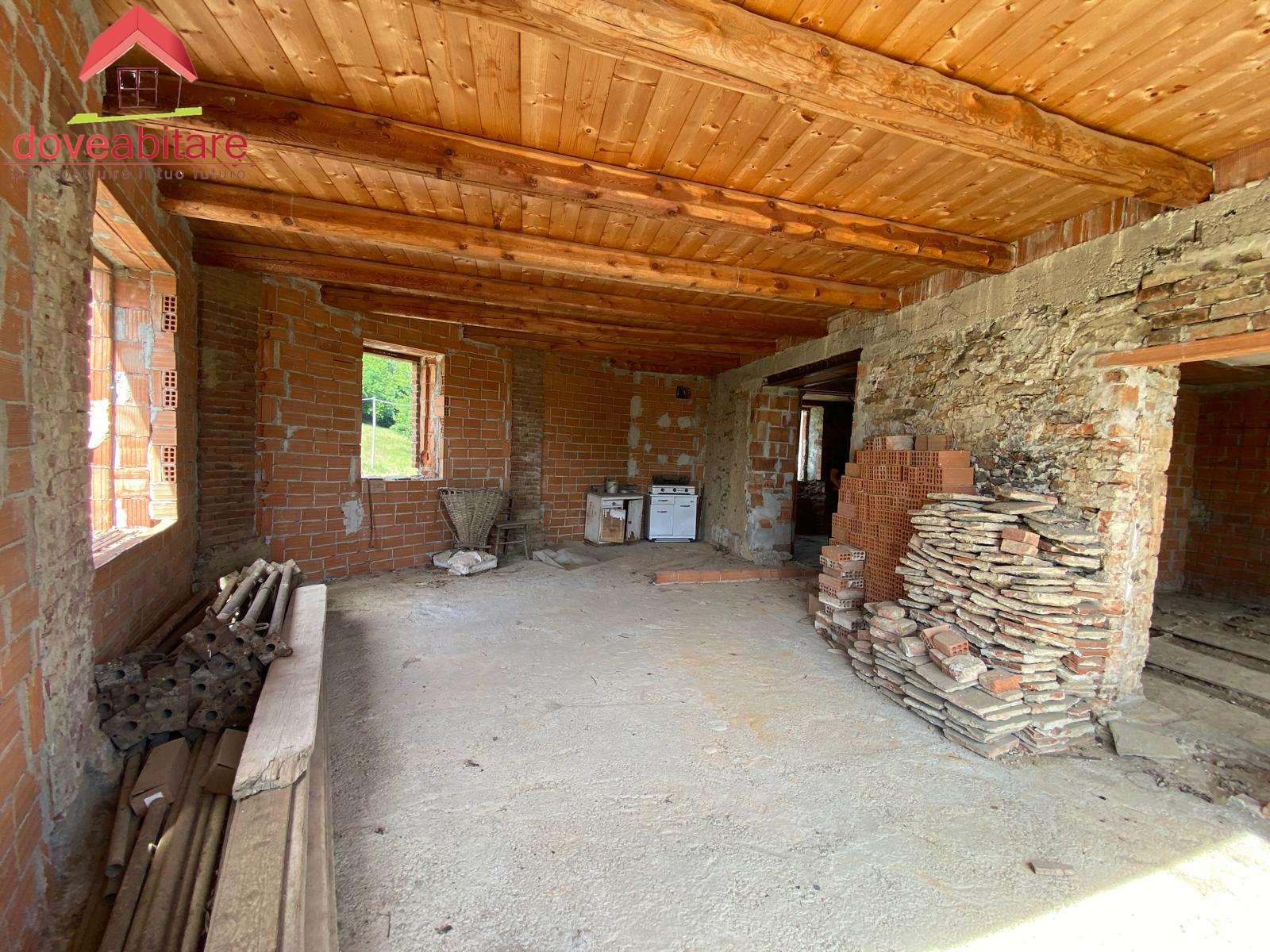 Porzione di casa in Borgata Podio, Prarostino