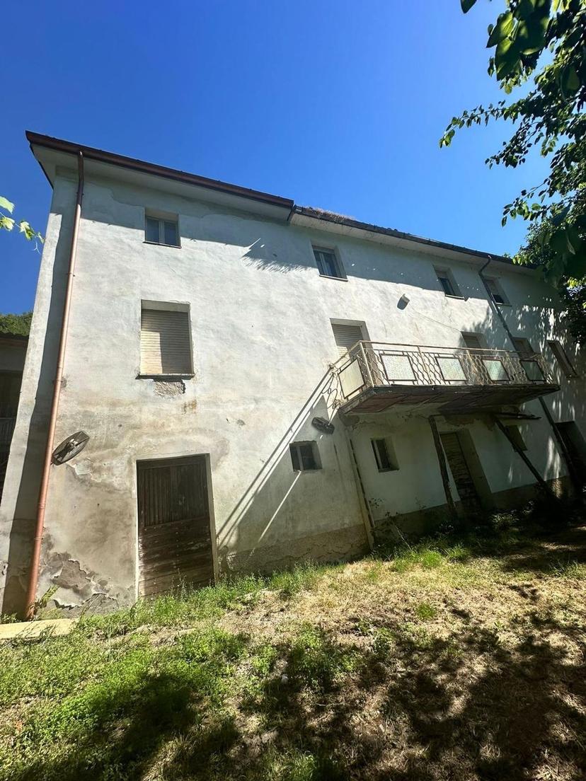 Casa indipendente in Sasso Marozzo, Serrapetrona — foto 2 di 5