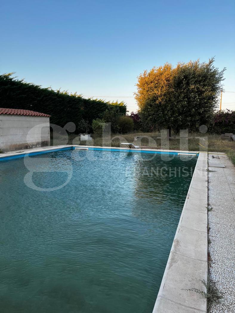 Villa in Strada Comunale Faro Penne 5, Brindisi