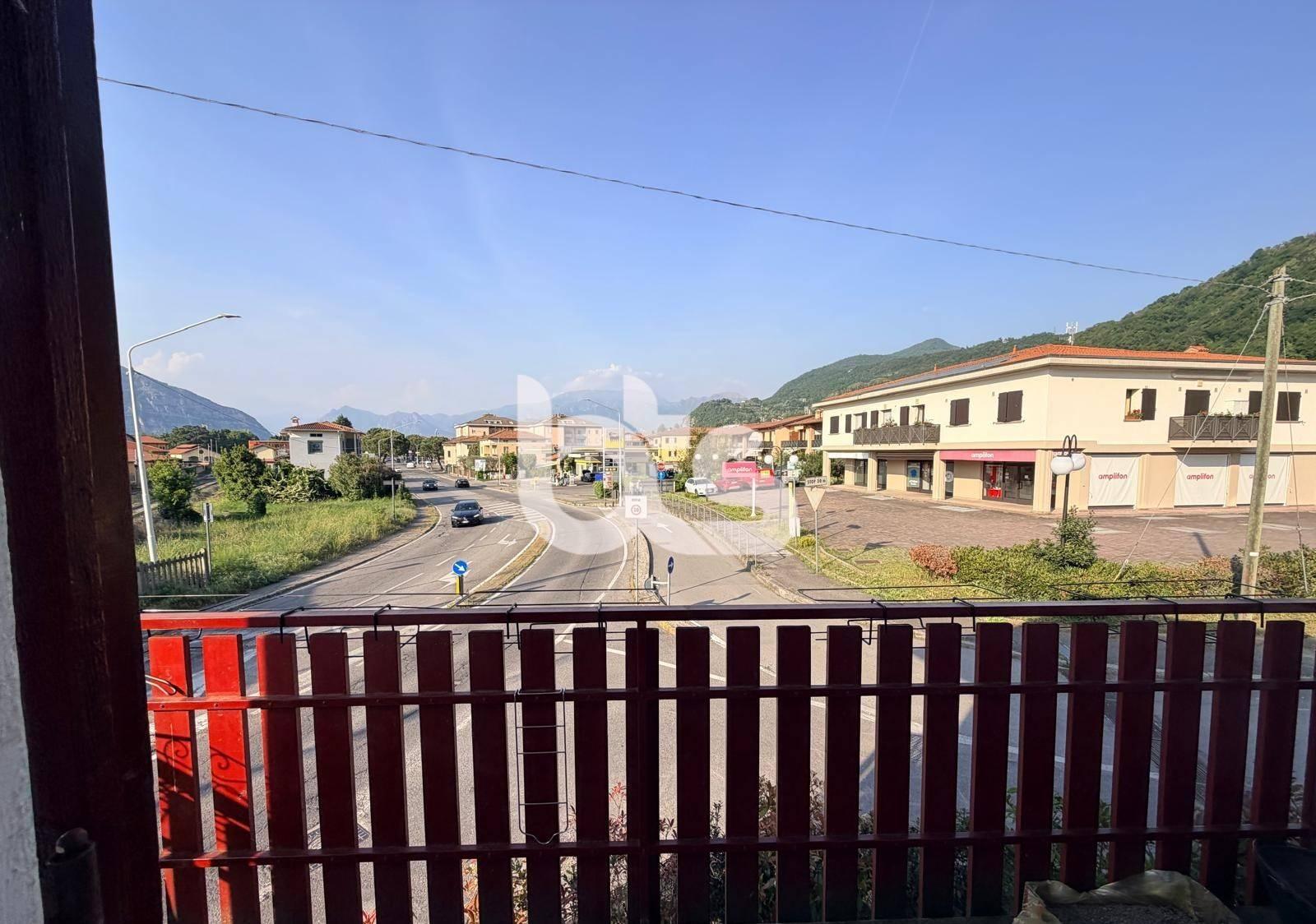 Trilocale in Via Roma 2, Iseo