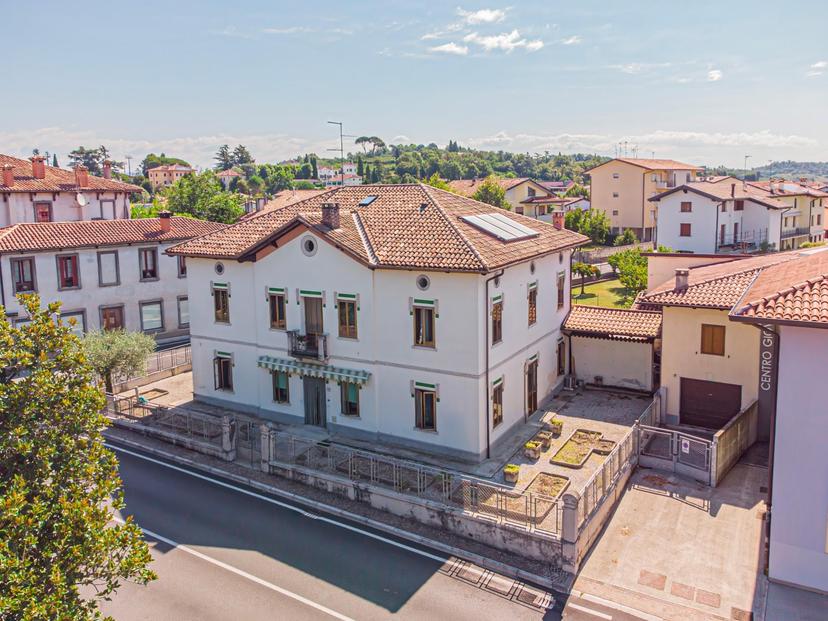 Villa unifamiliare in Via Divisione Julia, Buttrio — foto 2 di 5