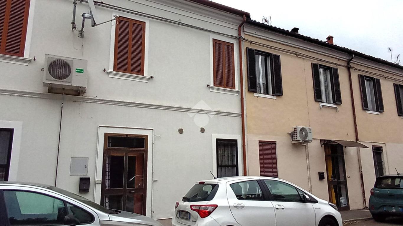 Casa indipendente in Via Alessandro Volta 14, Copparo