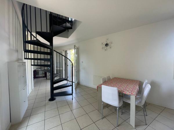 Trilocale in Via del Commercio 48, Romano di Lombardia — foto 3 di 5